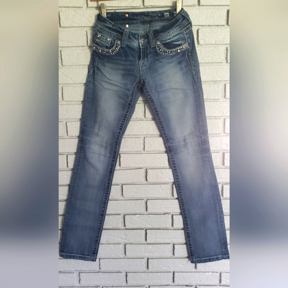 Miss Me Jeans Straight Leg woman size 26 read description